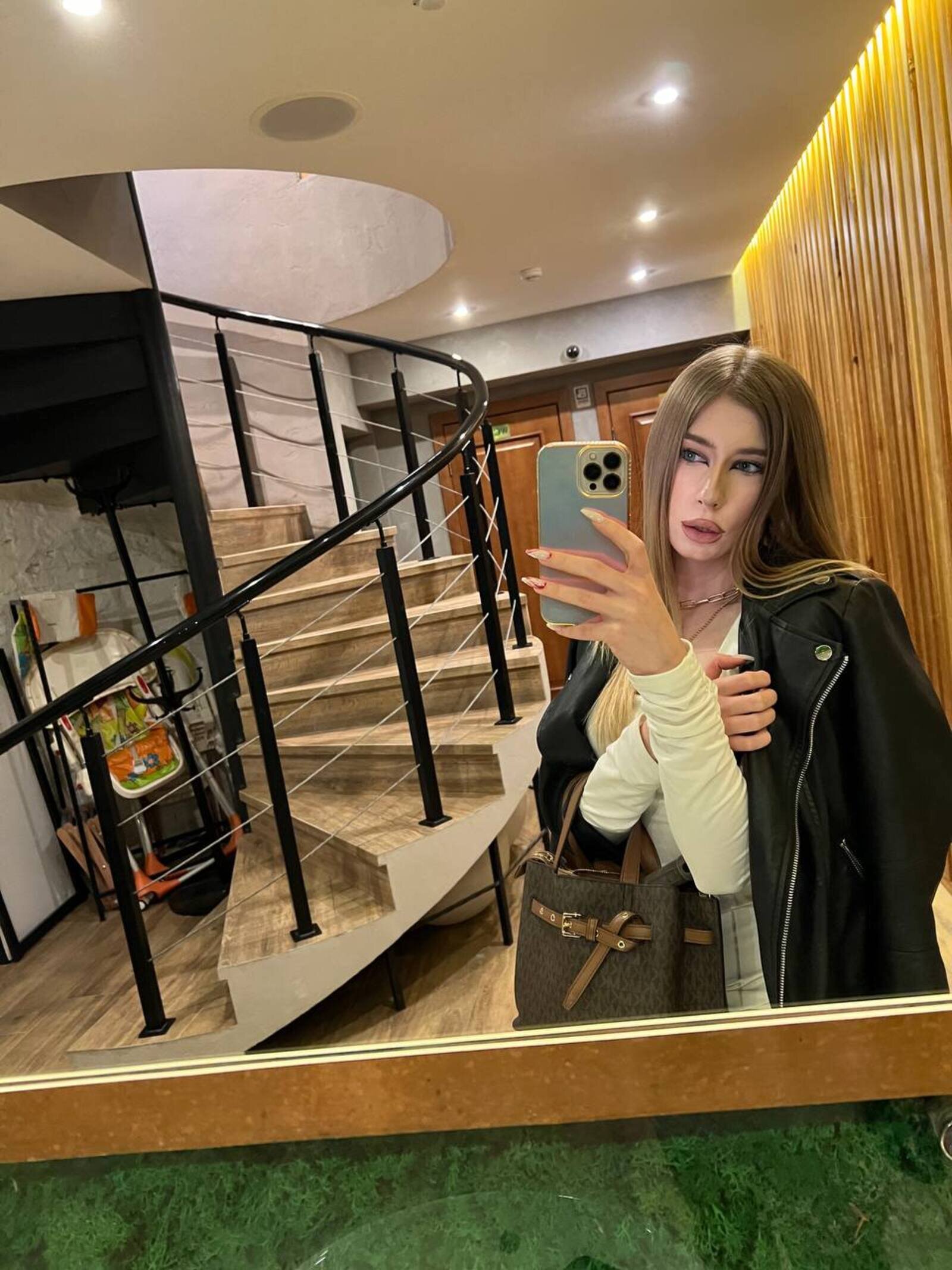EdwinaEggett