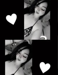 Catherinee69_x's webcam live show