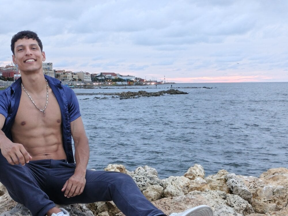 david_ga from stripchat