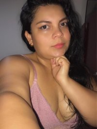 Roxanne_Daniels' Offline Chat Room