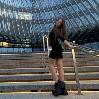 EmyClaws's webcam live show