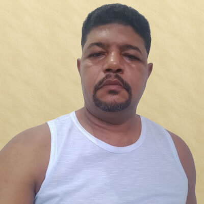 Moreno8579 Live Cam on StripChat