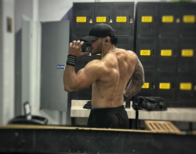 Miike_Stone1 Live Cam on StripChat