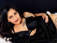 QUEENCURV's Offline Chat Room