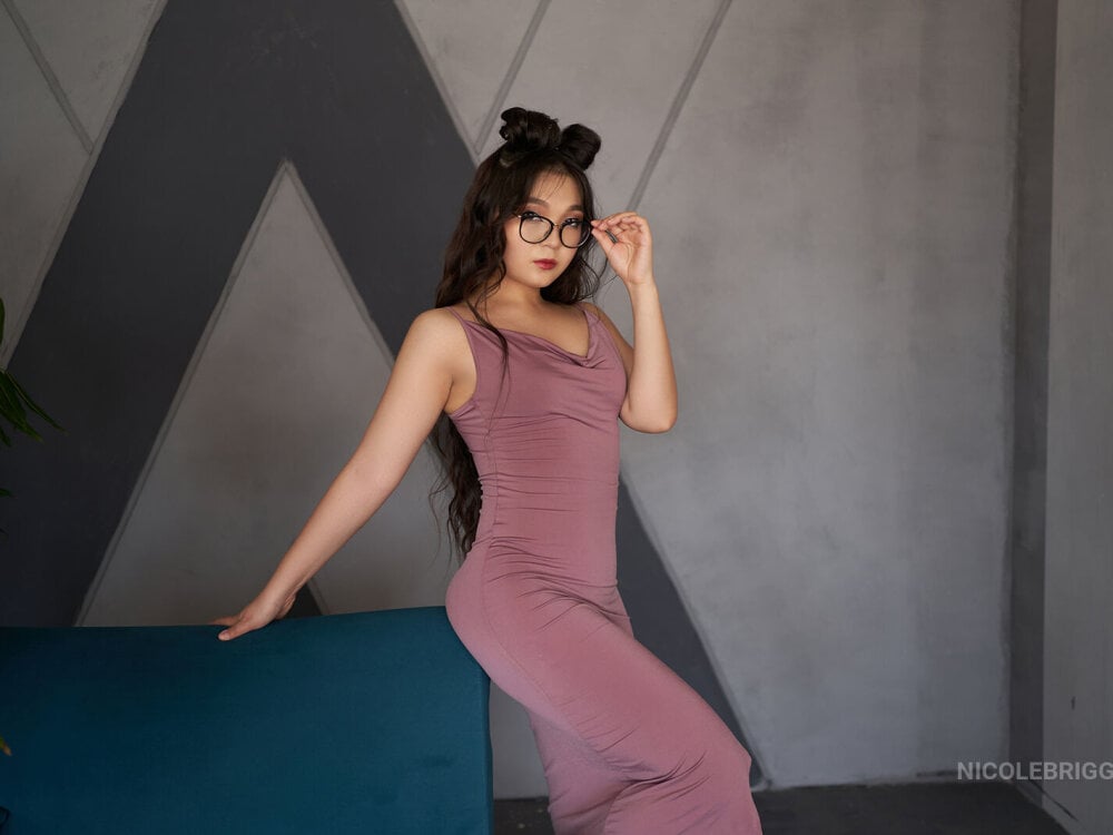 Live sex webcam photo for NicoleBriggs #289963995