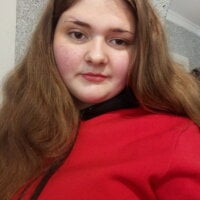 Norah_Prudie's Offline Chat Room