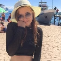 Alisha_Azumi's Offline Chat Room
