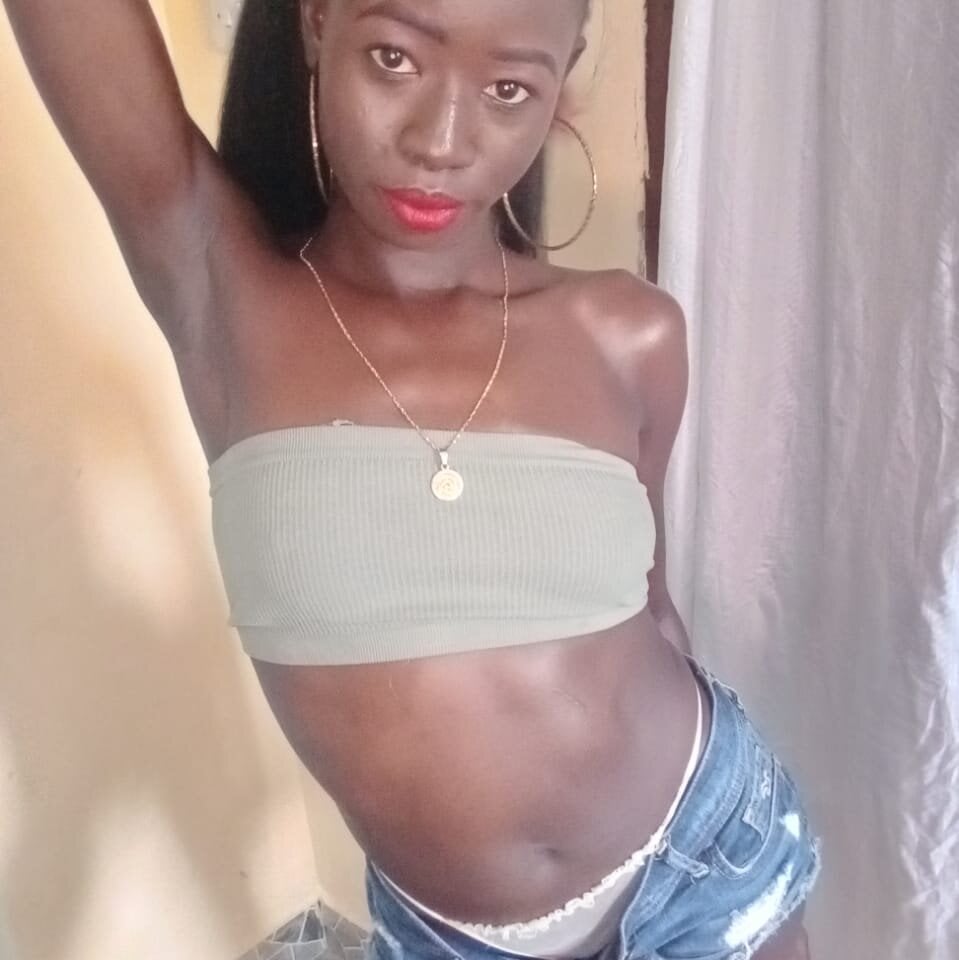 Ebony_Coco69 profile