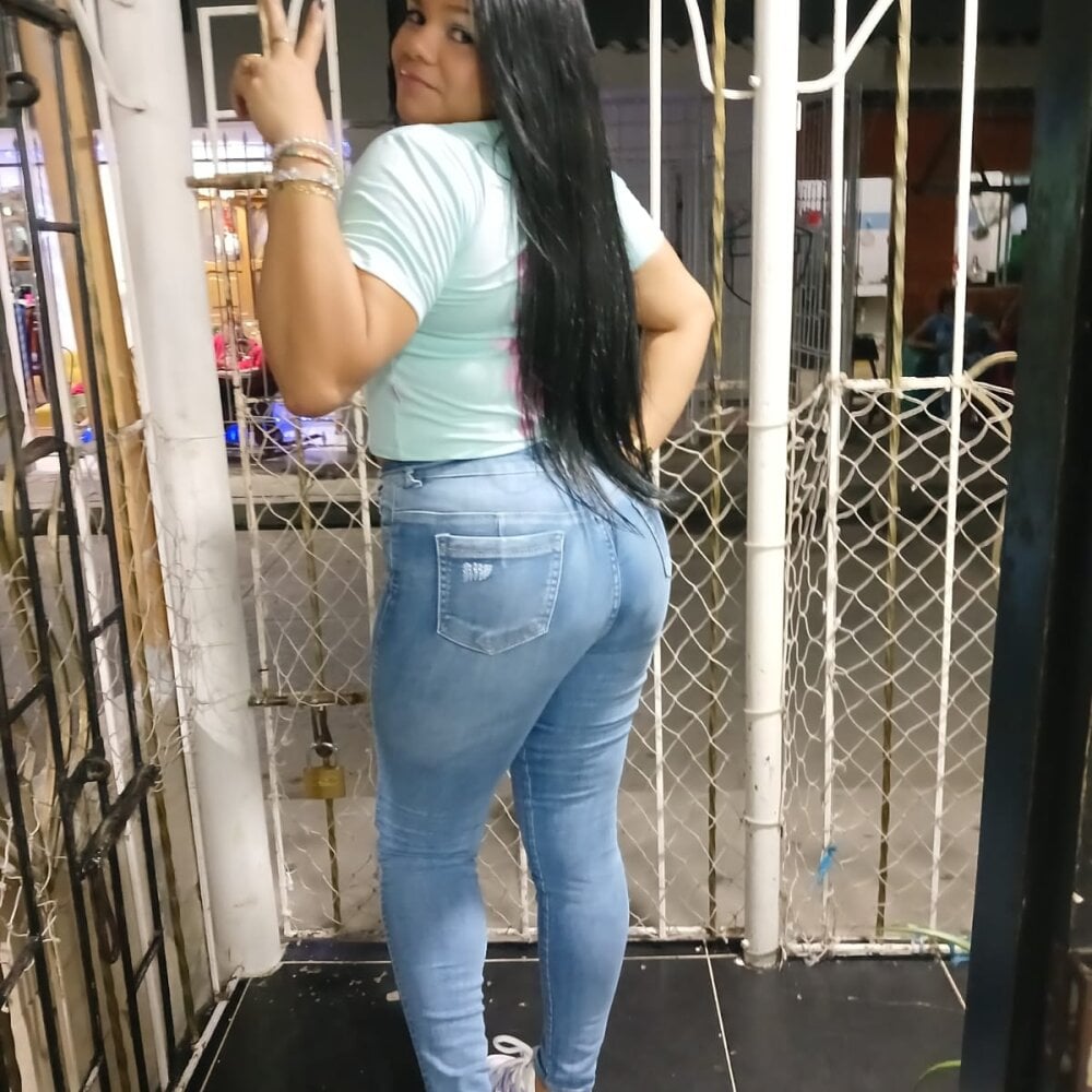 Pamela_west1 profile