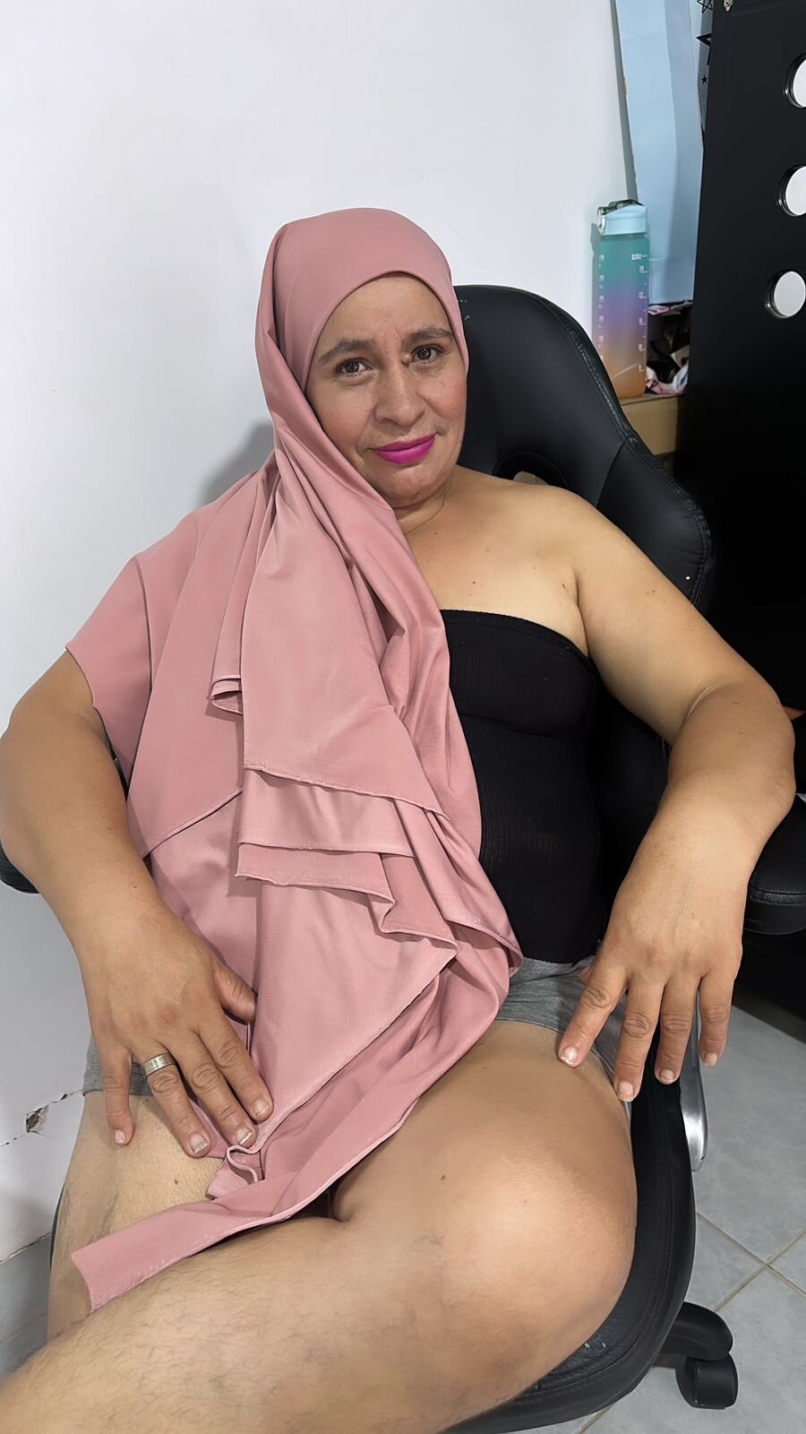 Naughty_mommy