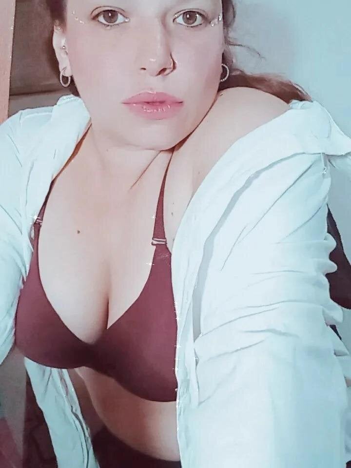 sexcityguide.com morocha90 livesex profile in where-the-stars-dont-shine cams