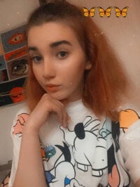 AngieGingerr's Offline Chat Room