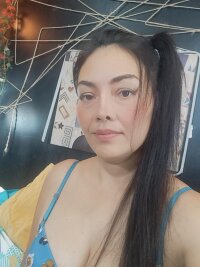 sweetcamille4y's Offline Chat Room