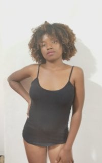 Erotica_Chic's Offline Chat Room