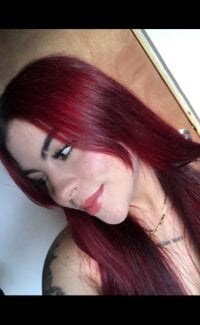 Shanon_Love1's Offline Chat Room