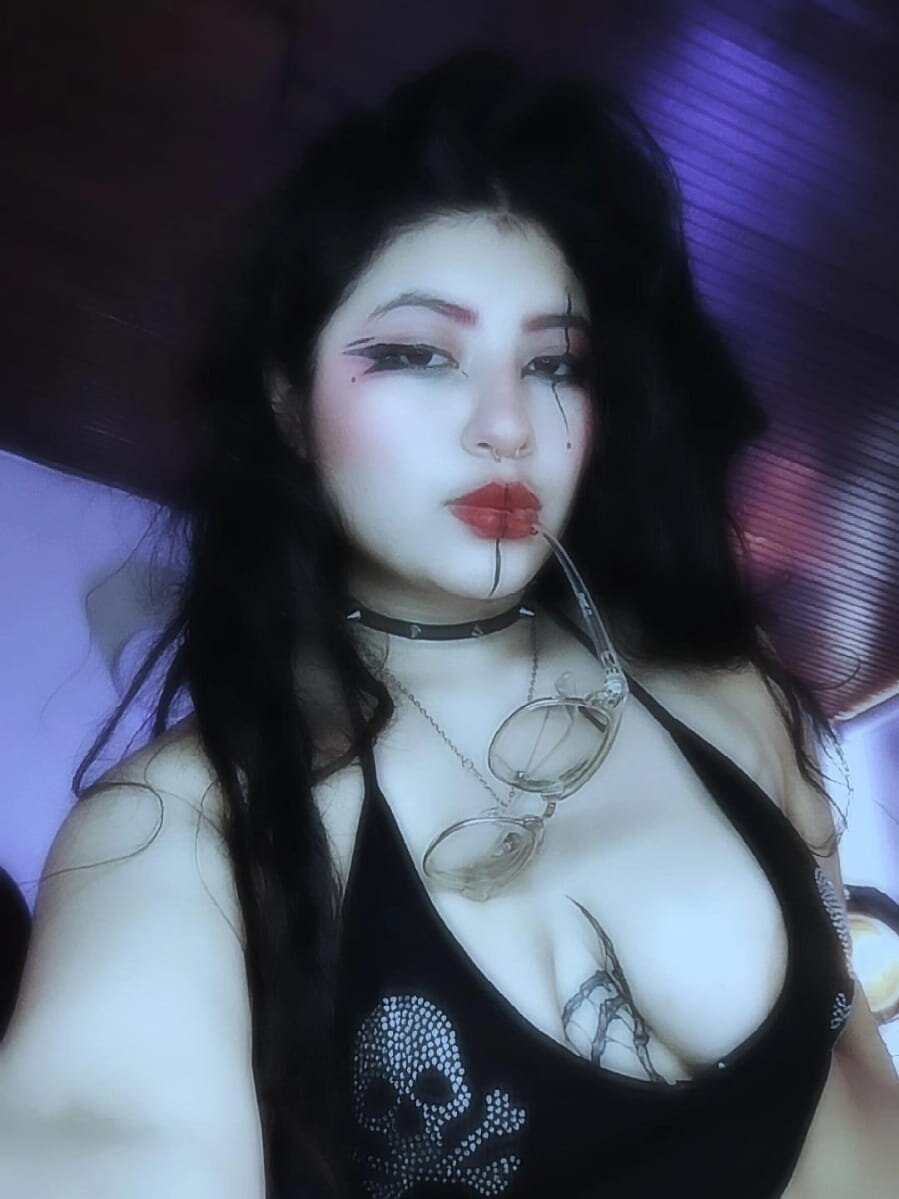 sabrinav_ from stripchat