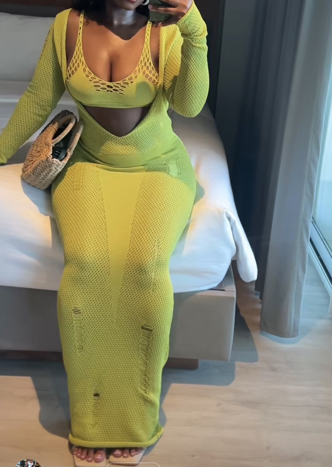 CurvyCandyX23