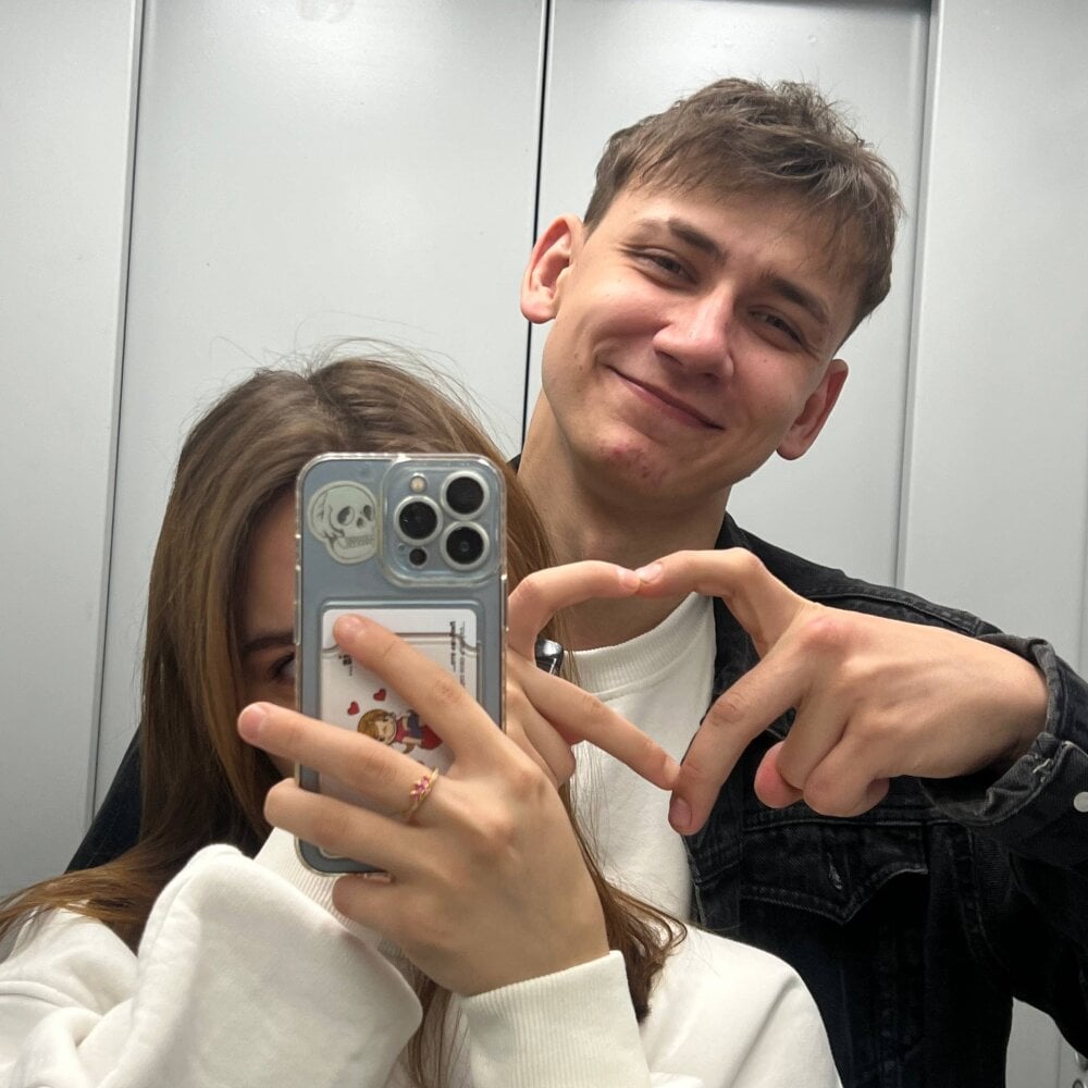 Candyy_Molly: απευθείας συνομιλία ΧΧΧ