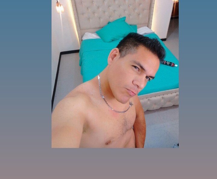 Nathan_Stevens ❇ naked chat