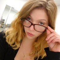 quazzarre's Offline Chat Room