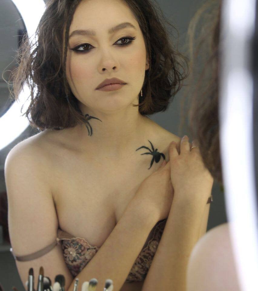 Live sex webcam photo for tsuyuri_kanao_ #289638651