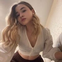 MaryamHill's Offline Chat Room