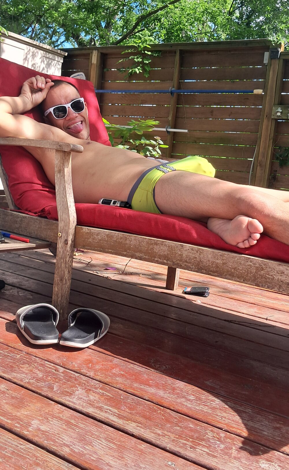 SpunFun_hTx27@xh's Offline XXX Chat