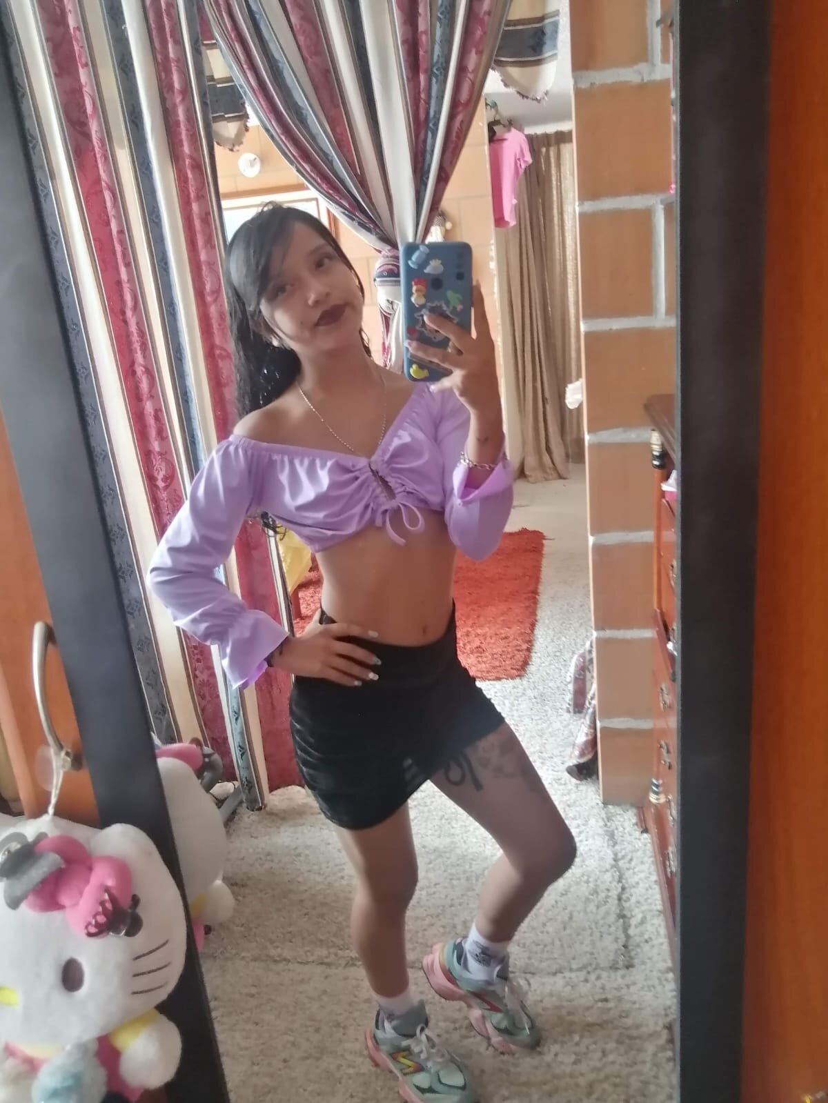 sara_diamond_t