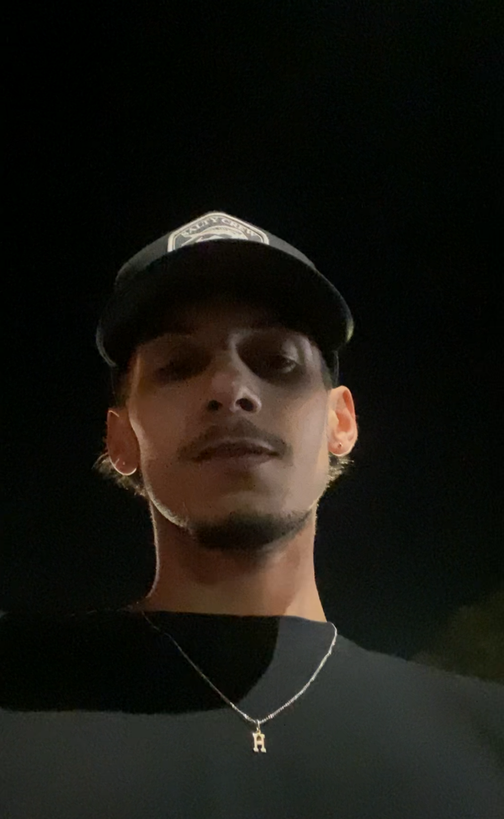 poniofixial profile