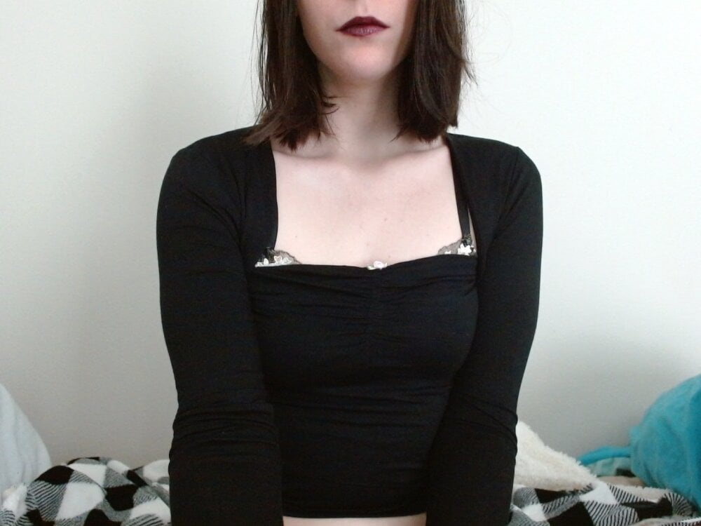 stripchat violetroseanne webcam profile pic via bestlivesexchat.com