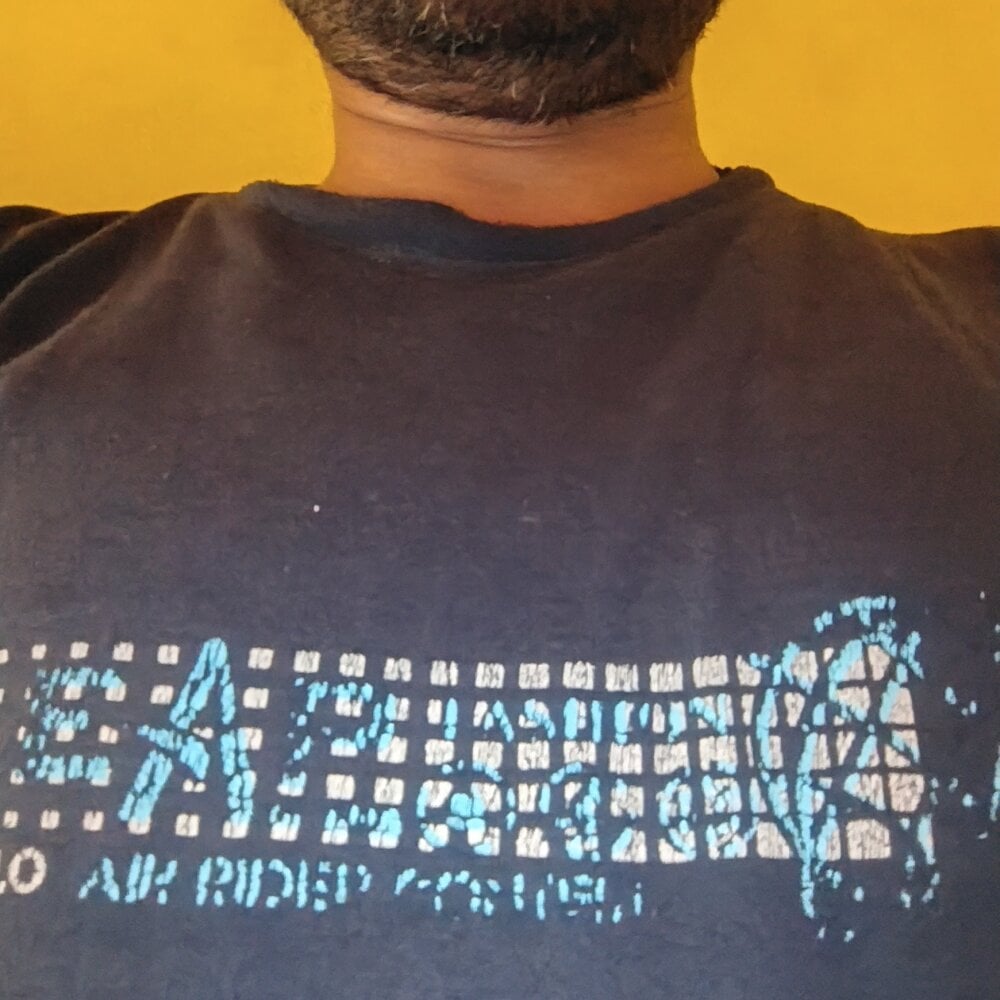 sanjusonk2025's Offline Chat Room