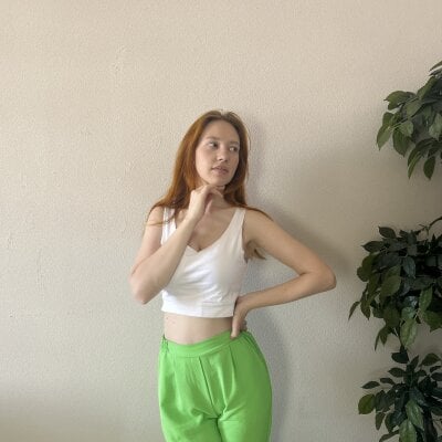 EstherAbbott Female Footjob Free Cam Porn