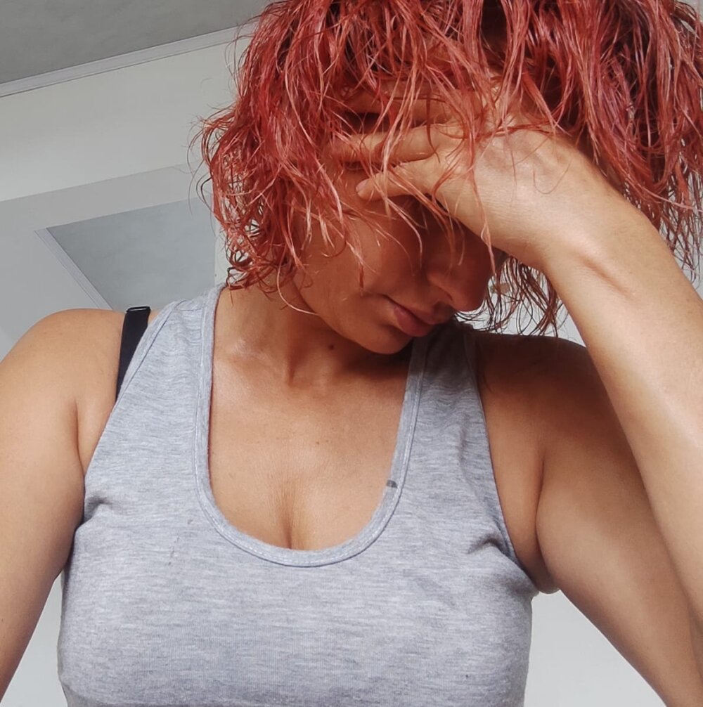 kalyca25 from stripchat