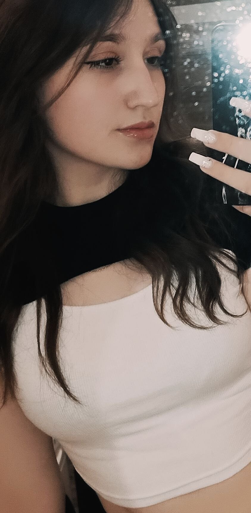 LOLA_VIOLA9 profile