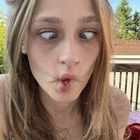 lydiapeachxxx