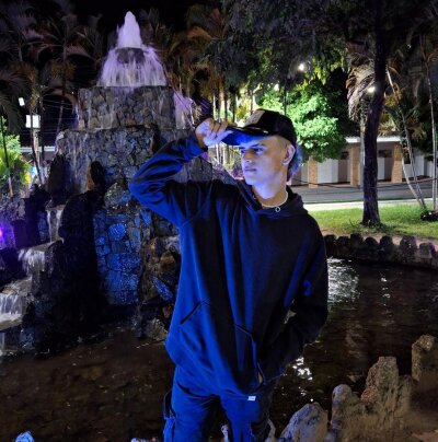 Axell_skinny