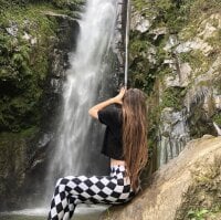 AriannBrody's Offline Chat Room
