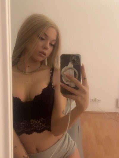 MiaTamara - dildo or vibrator anal