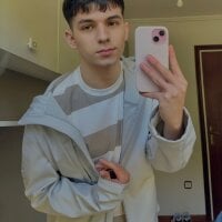 ChrisBlossomm's webcam live show