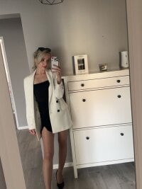 ClaudiaAmore's webcam live show