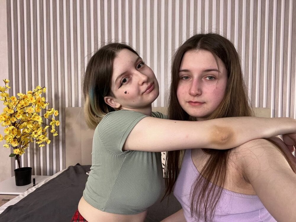Tinerty's Offline XXX Chat