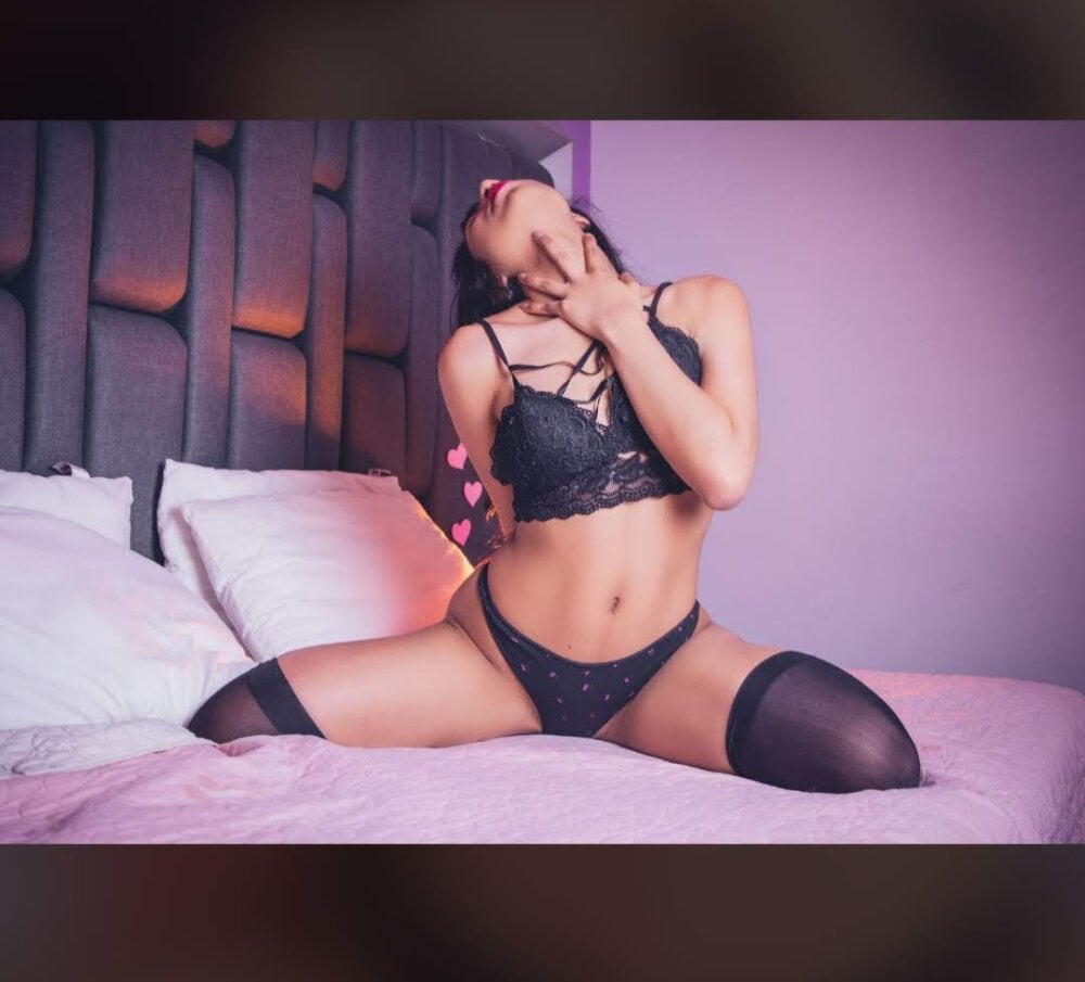 sexlivecamsites.com jvenus livesex profile in bisexual cams