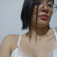 Model Dalia_64