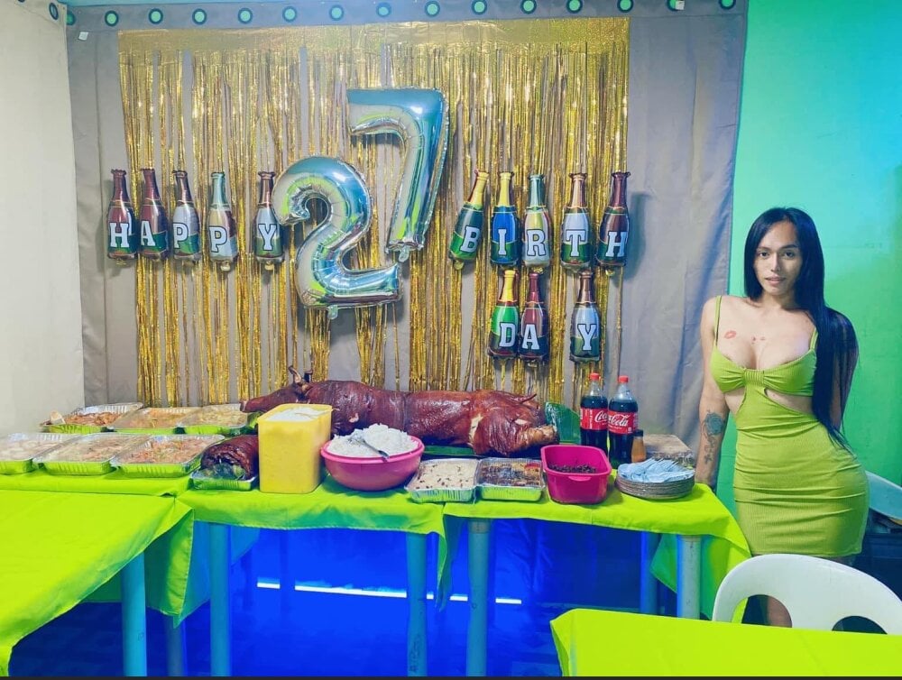 Live sex webcam photo for mysterious_fuckingbody #291189248