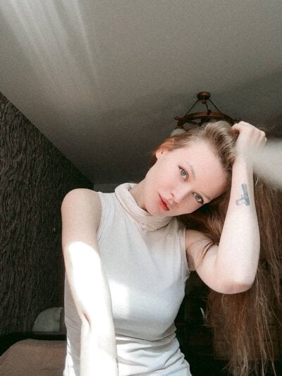 Chloe_muar Live Cam on StripChat and RICams