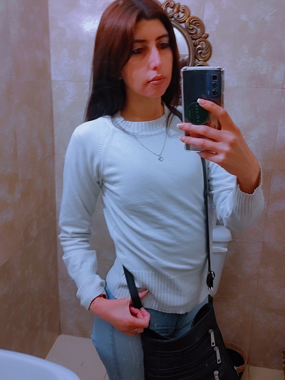 sexlivecamsites.com millerlia97 livesex profile in thin cams