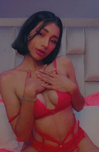 Kinky_Shellzy's Offline Chat Room