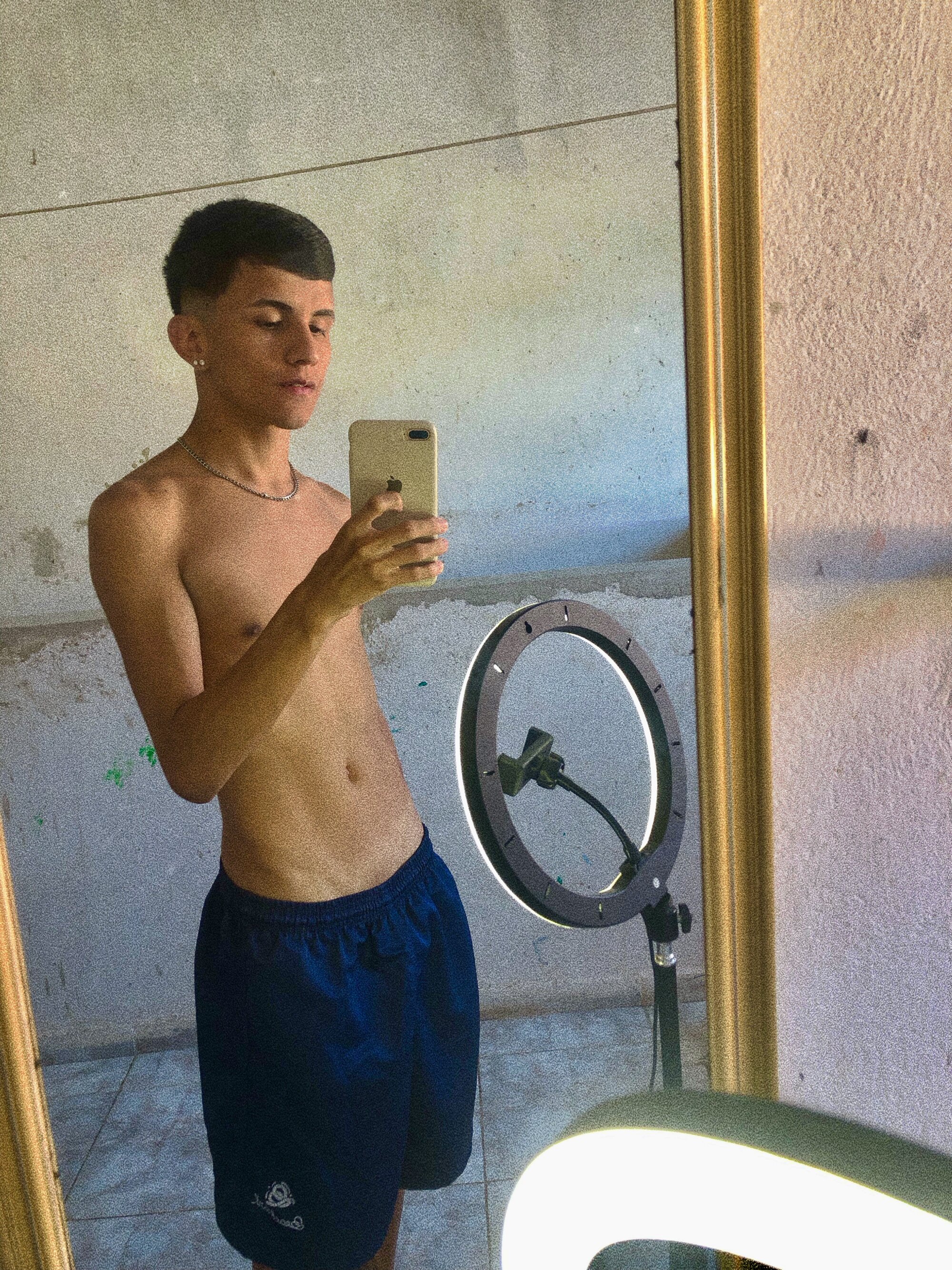 gabrielzinnn18cm