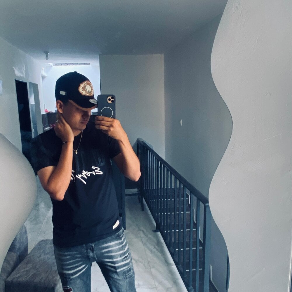 Rainoll01: офлайн-секс-чат