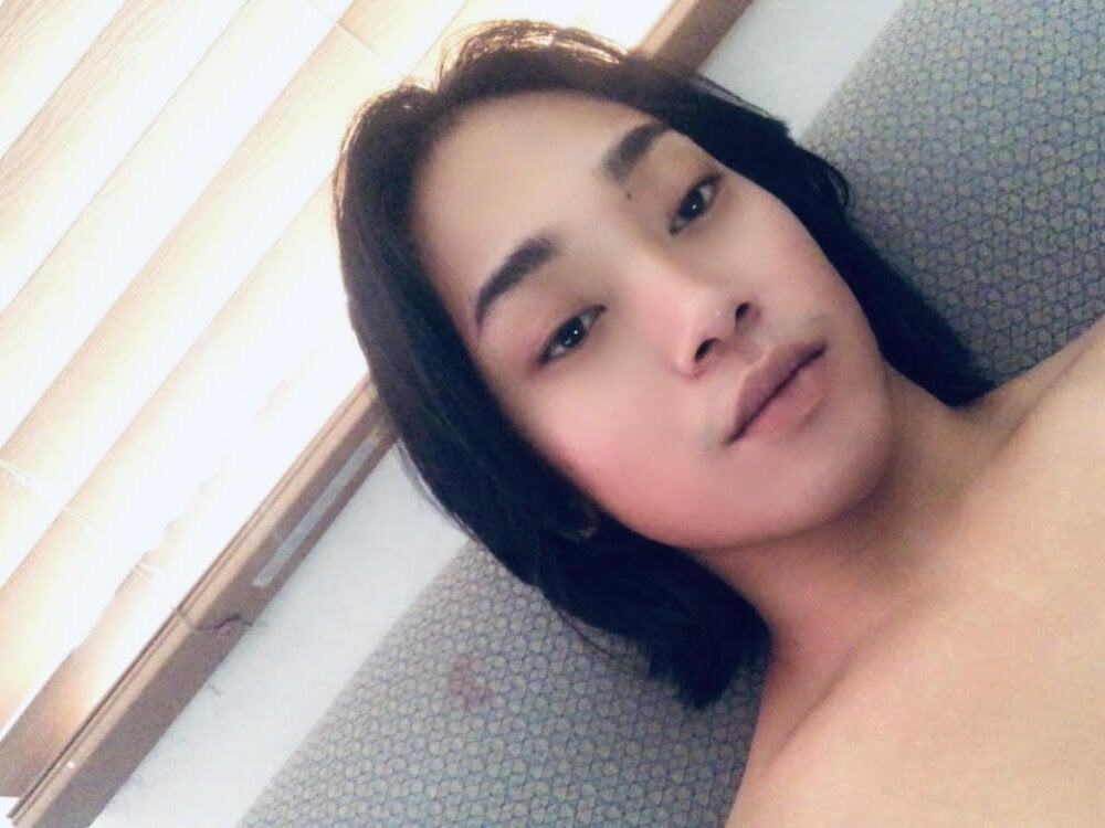 AsianHugeWildSaussage 2